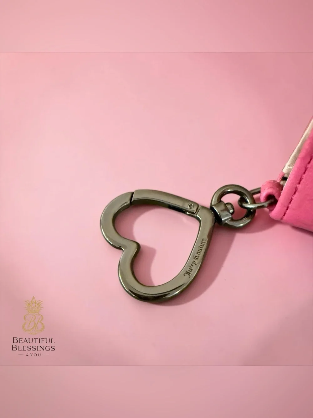 Juicy Couture Pink Embossed Logo Bifold Wallet Heart Keychain Zip Coin Pocket